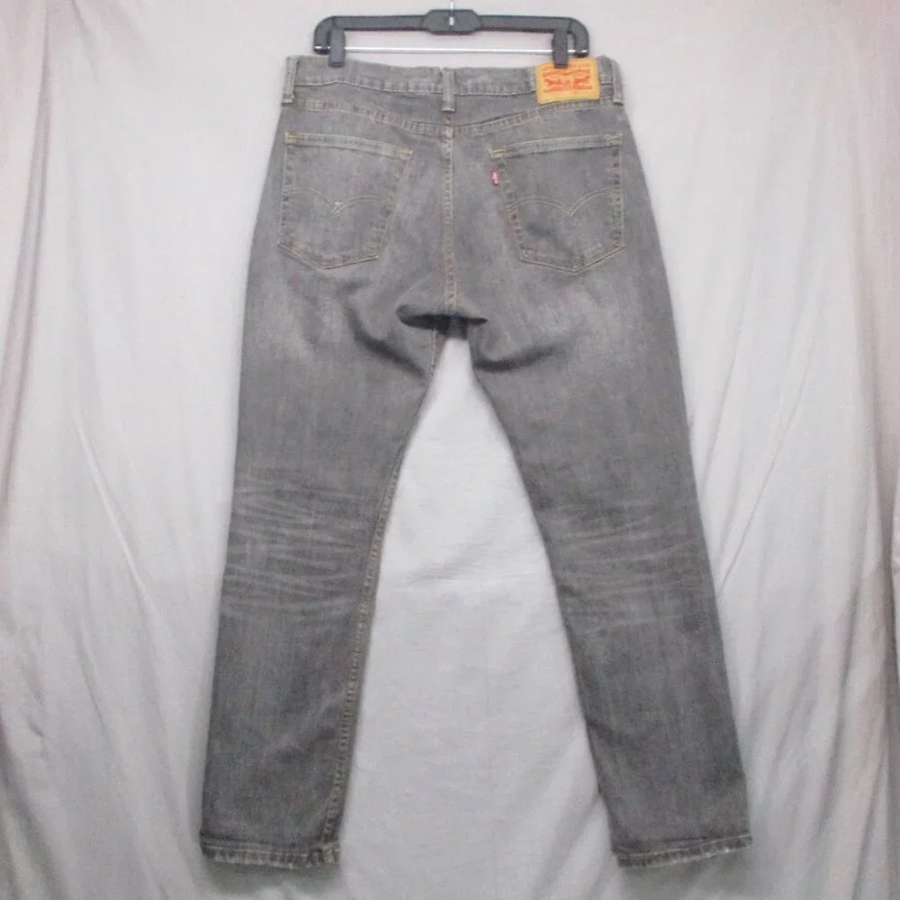 Levis all items good